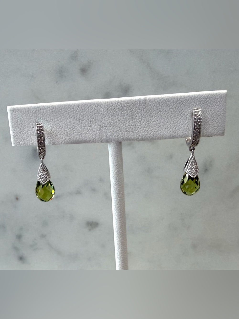 14k white gold peridot and diamond earrings